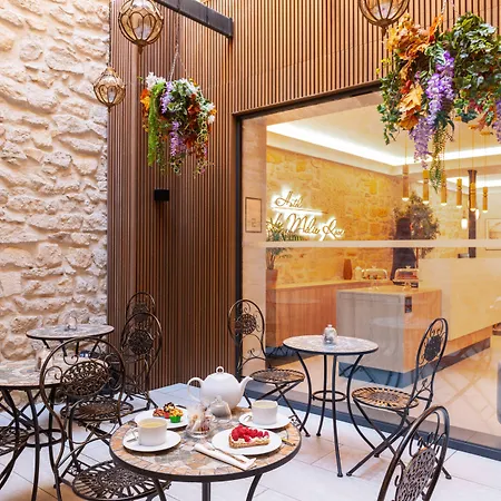 Le Milie Rose Parijs