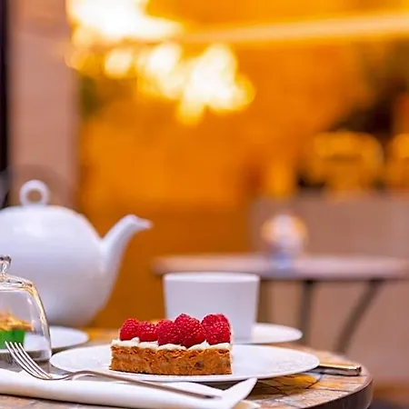 Hotel Le Milie Rose 4*